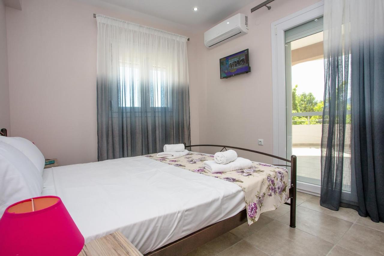 Apartament Kaiafas Luxury Philoxenia Néa Péramos Zewnętrze zdjęcie